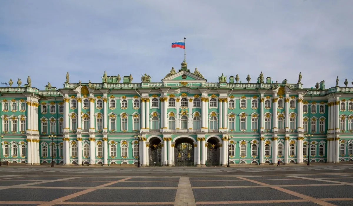 Эрмитаж стал лидером рейтинга популярных достопримечательностей России