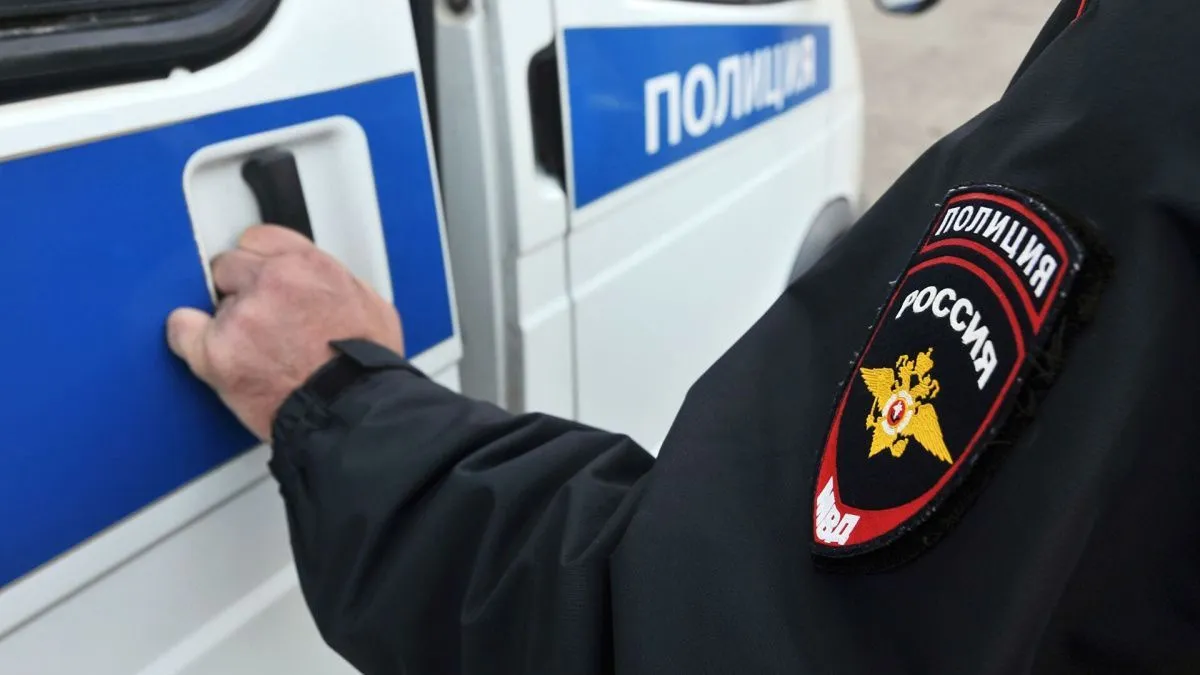 Следить за тишиной в Петербурге начнут полицейские