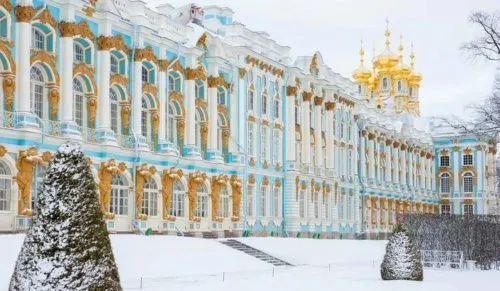 Елизаветы смогут войти бесплатно в Екатерининский дворец Санкт-Петербурга