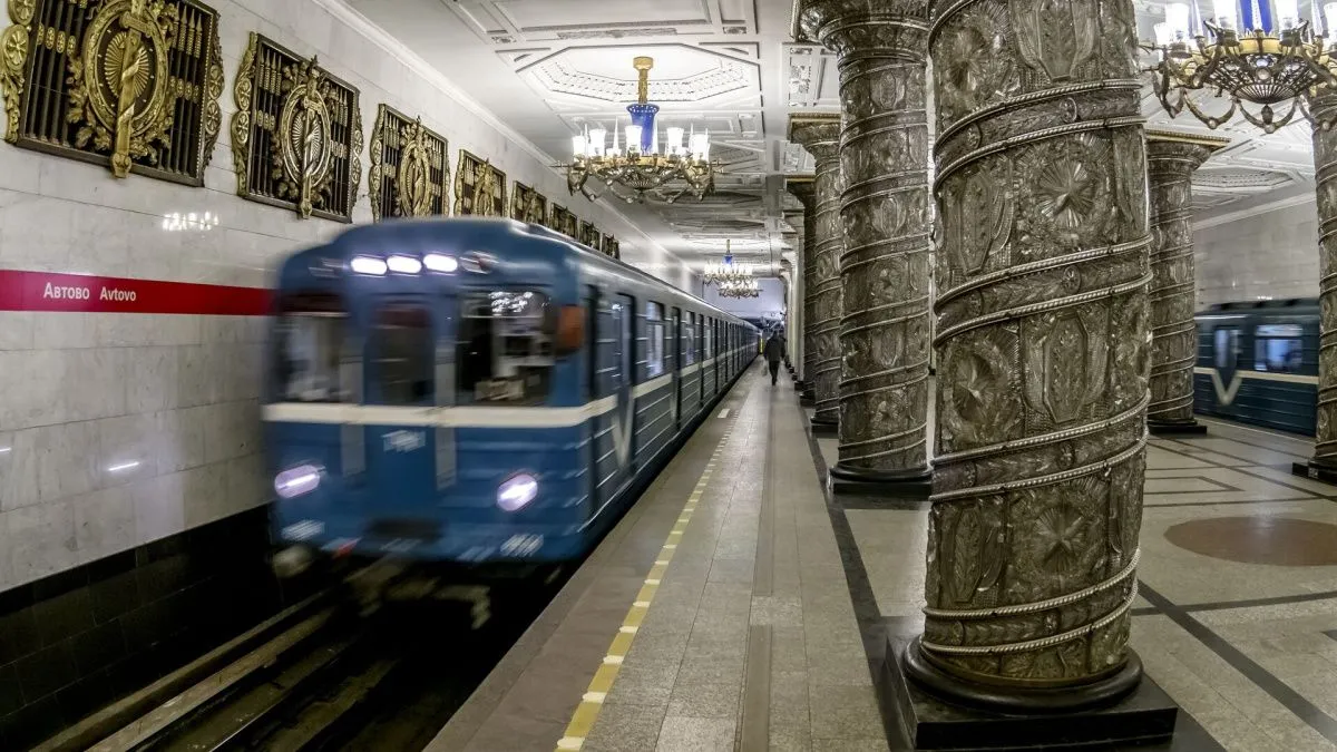 В Петербурге захотели построить 89 новых станций метро