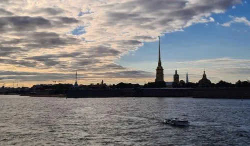 Светница губернатора Петербурга Маргарита Рудакова вновь вплотную приблизилась к средствам на реставрацию города