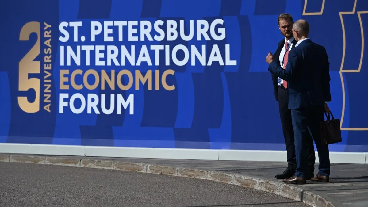 Потерянные инвестиции на ПМЭФ-2022 рискуют привести Петербург к «застою»