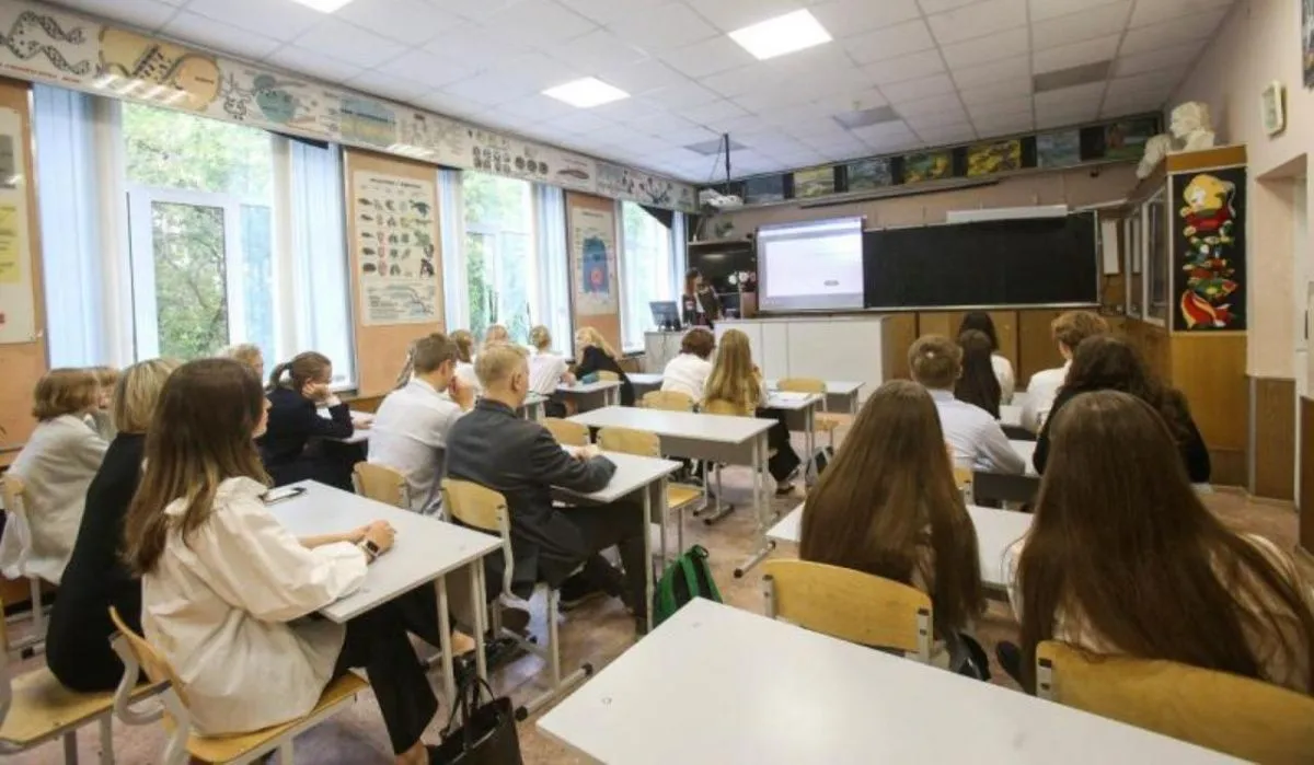 Санкт-Петербургу выделят субсидии на создание новых мест в школах