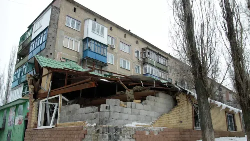 Ленобласть поможет восстановить в Енакиево ДНР 156 объектов