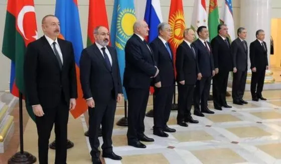 Путин пригласил глав стран СНГ на неформальную встречу в Санкт-Петербург