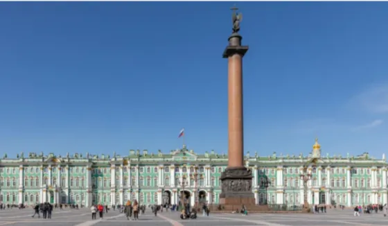 Более 9 миллионов туристов побывали в Петербурге за год
