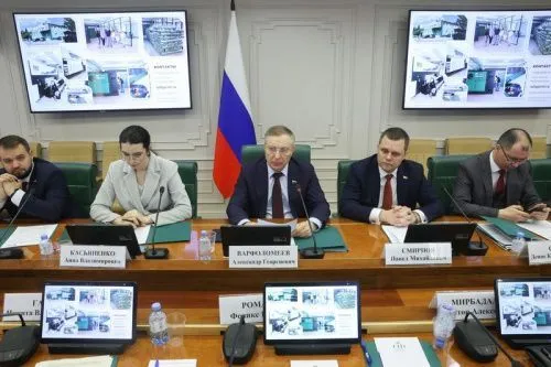 В Совете Федерации состоялась первое заседание комитетов Палаты молодых законодателей